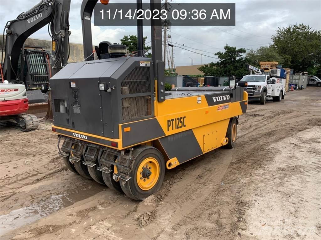 Volvo PT125C Пневматические катки