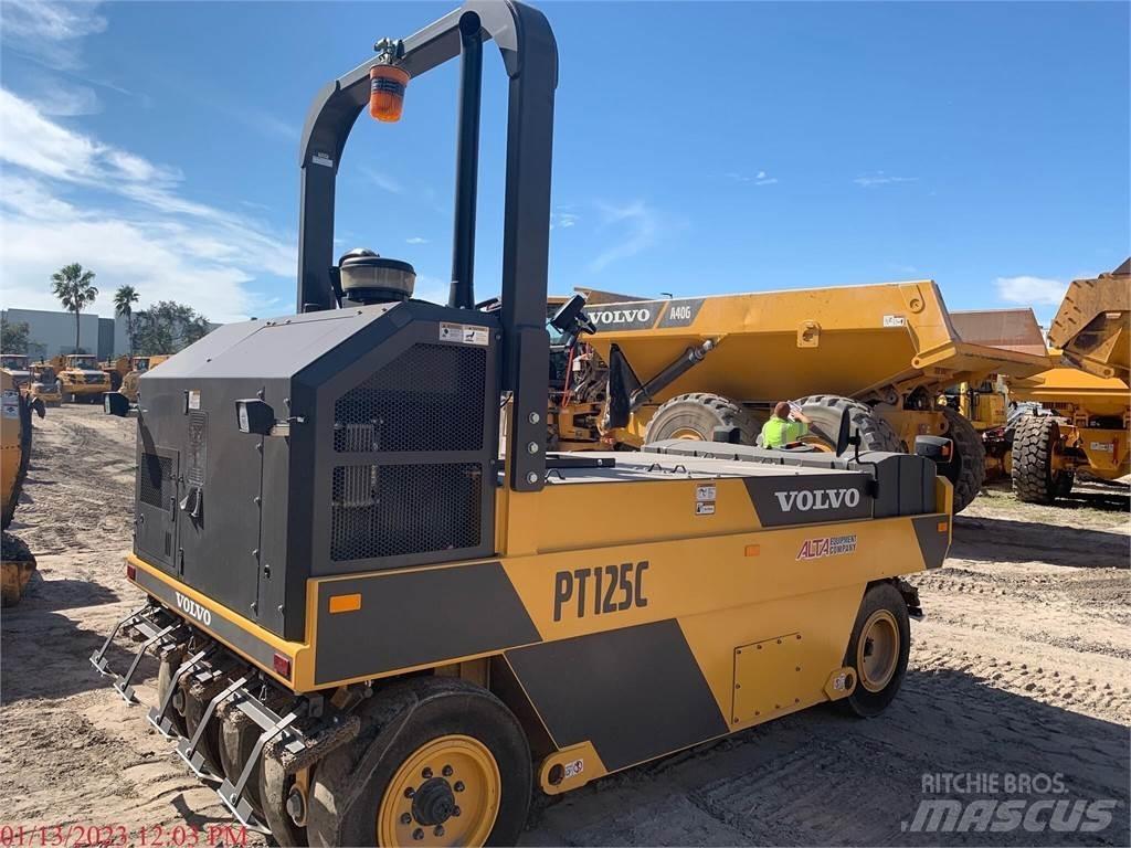 Volvo PT125C Пневматические катки