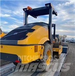 Volvo SD75B Катки тротуарные