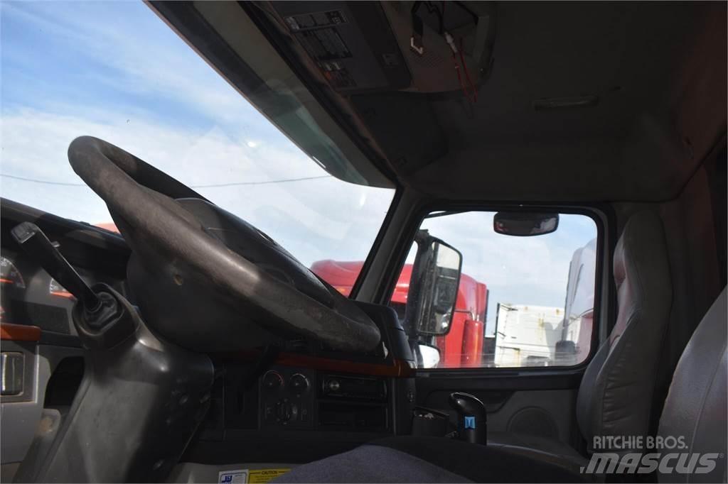 Volvo VHD84B200 Грузовики-Самосвалы