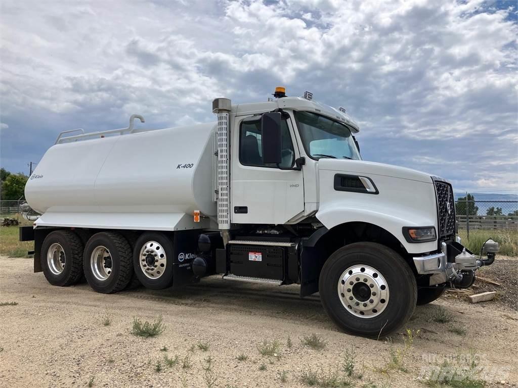 Volvo VHD84B300 Поливочные машины