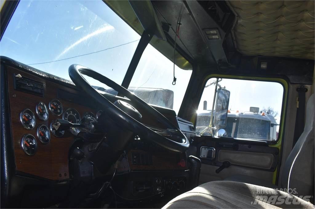 Western Star 4900 Грузовики-Самосвалы