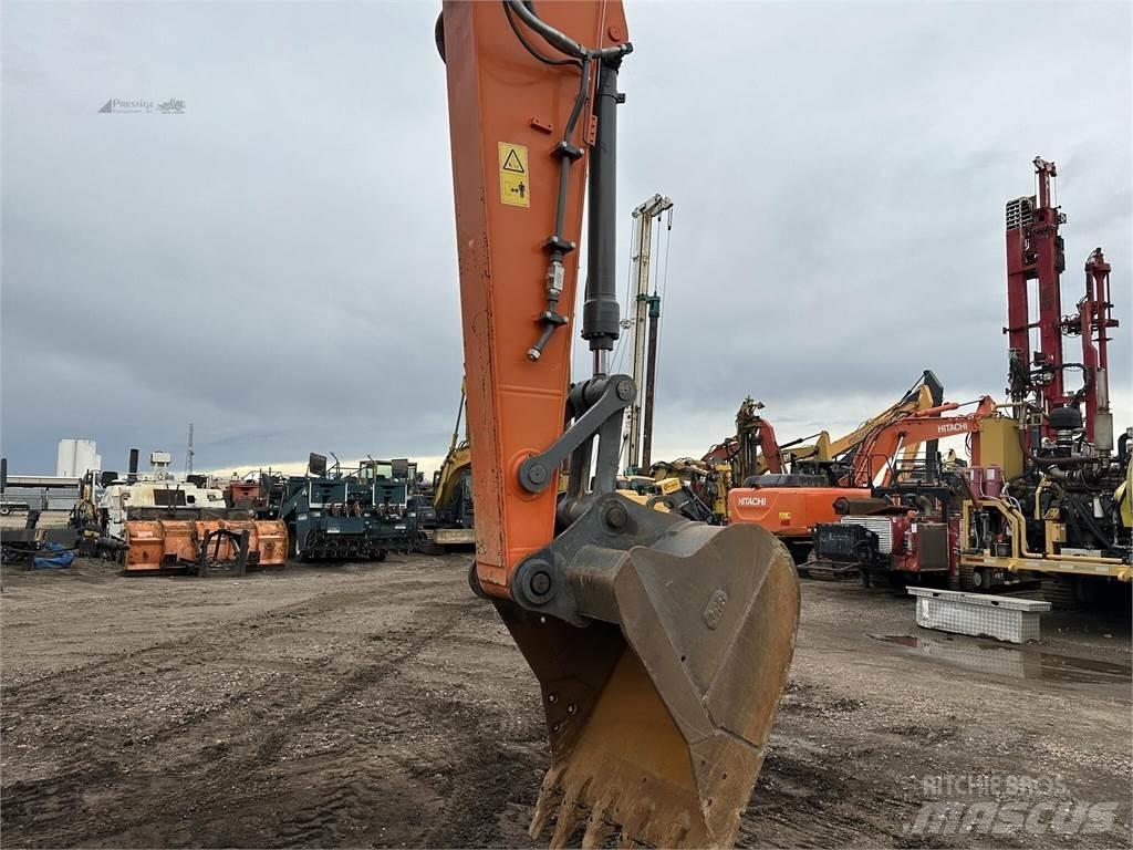 XCMG XE210CU Гусеничные экскаваторы