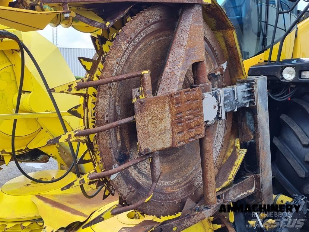 New Holland FR 600 Самоходные кормоуборочные комбайны