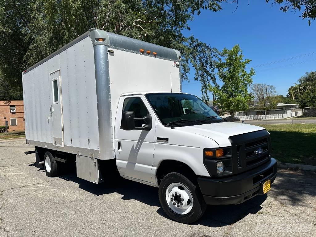 Ford E 450 SD Ассенизаторские машины