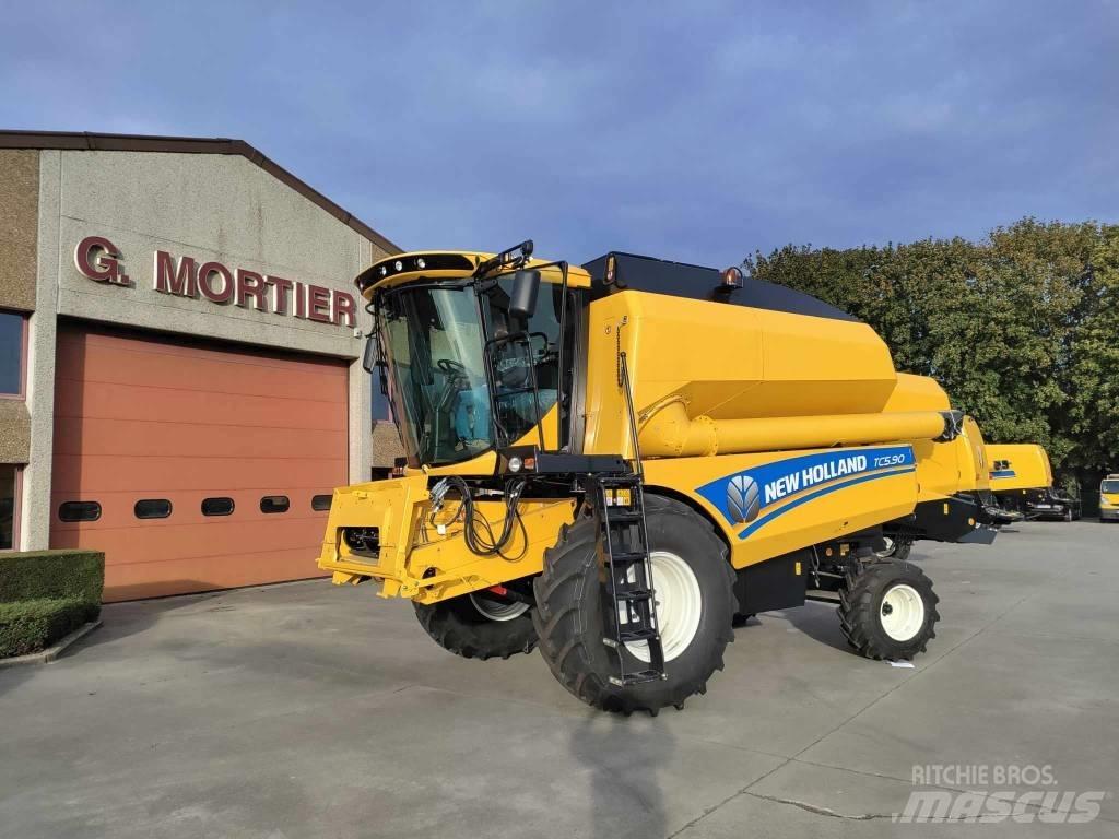 New Holland TC 5.90 Зерноуборочные комбайны