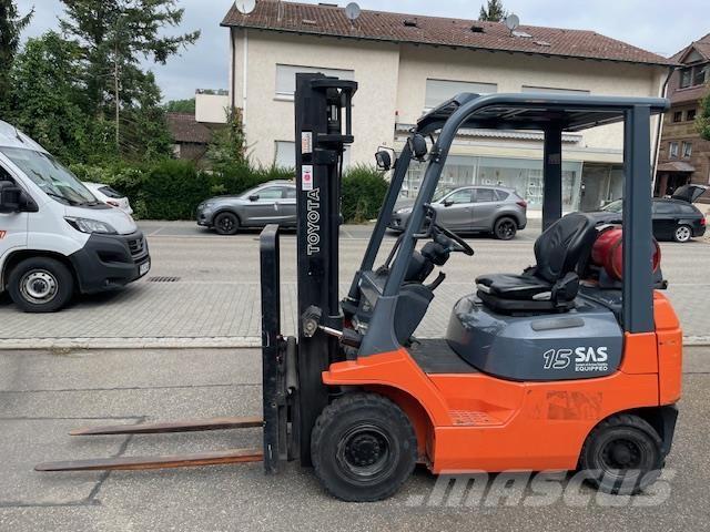 Toyota 42-7FGF15 Газовые погрузчики