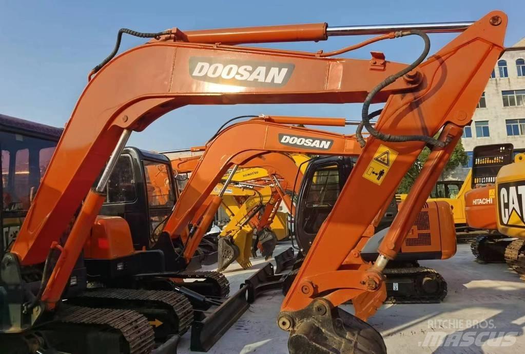 Doosan DH55 Гусеничные экскаваторы