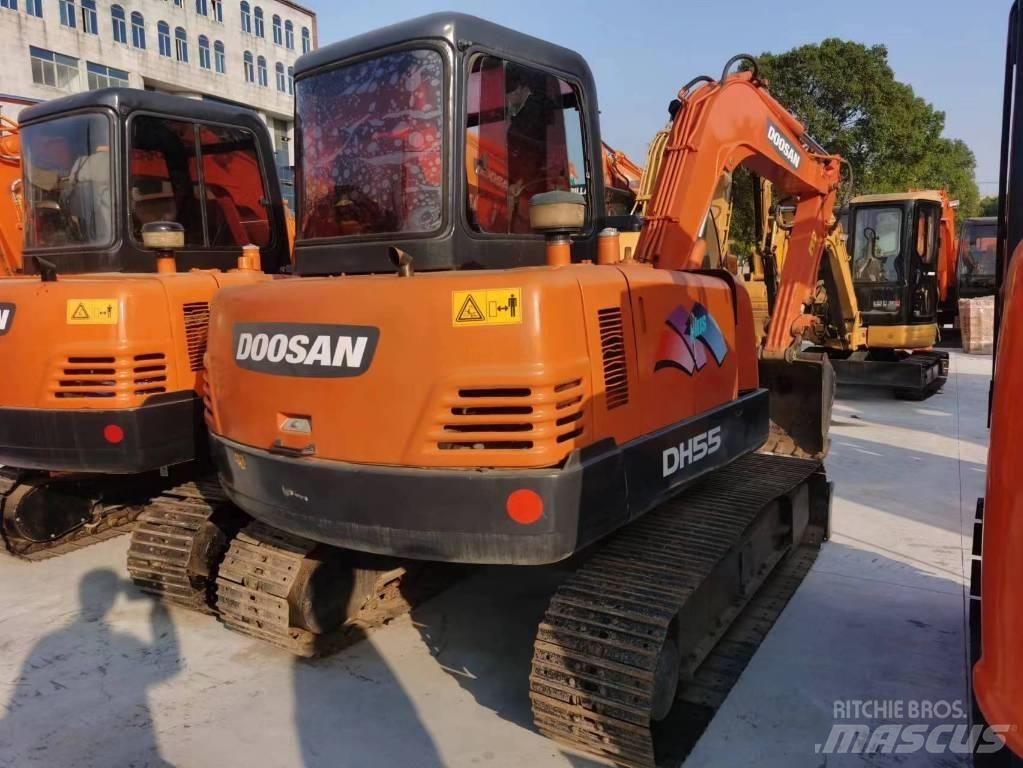 Doosan DH55 Гусеничные экскаваторы