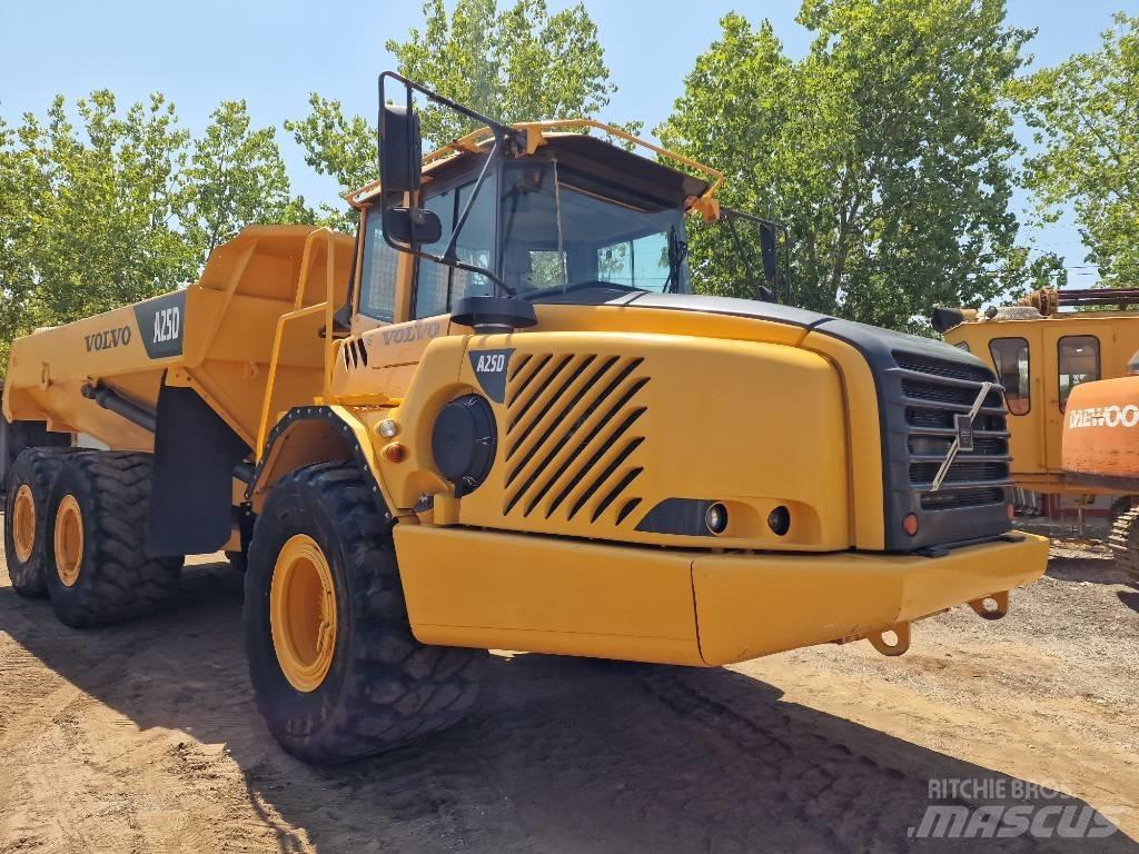Volvo A 25 D Шарнирно-сочленённые самосвалы