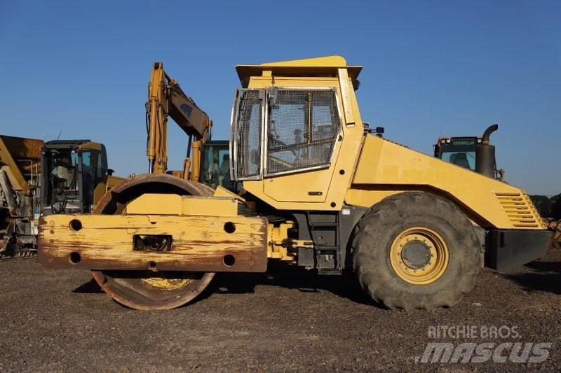 Bomag BW 225 D-3 Катки тротуарные