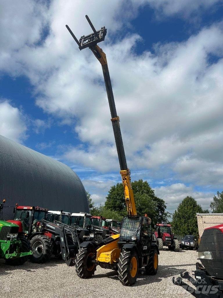 JCB 535-95 Сельскохозяйственные телескопические погрузчики