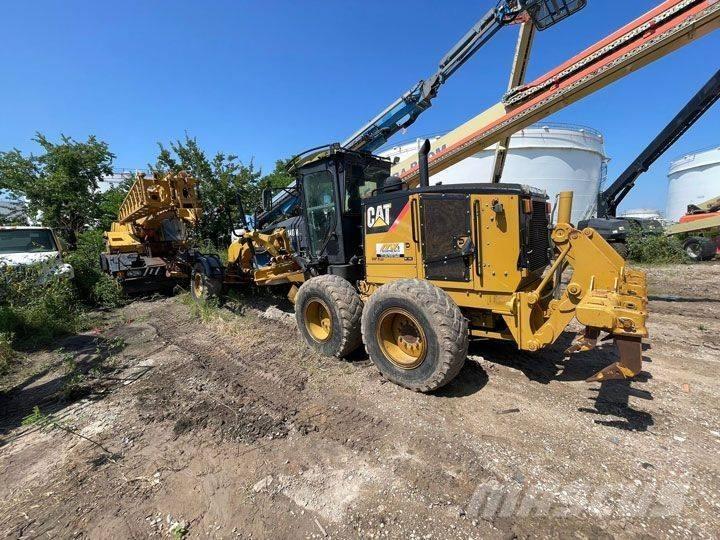 CAT 140 M Грейдеры