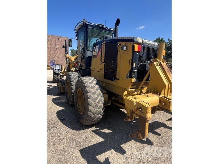 CAT 140 M Грейдеры