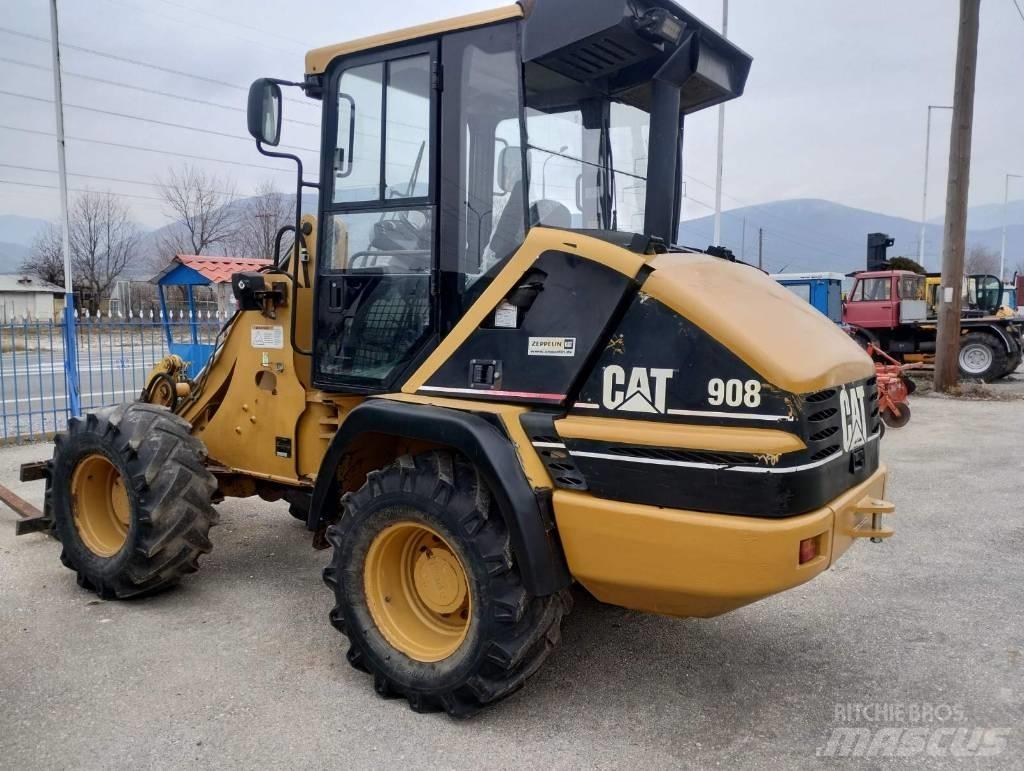 CAT 908 Фронтальные погрузчики