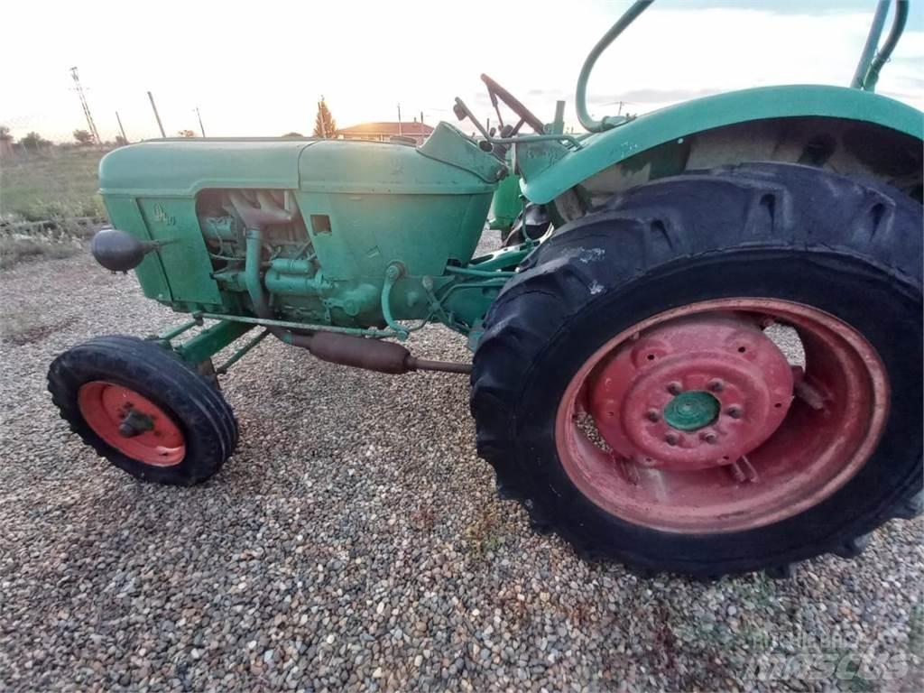 Deutz-Fahr D 40 Трактора