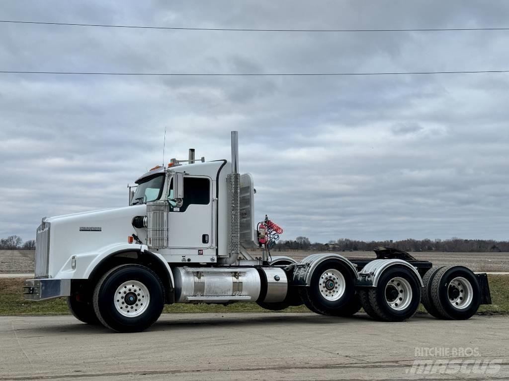 Kenworth T800 Седельные тягачи
