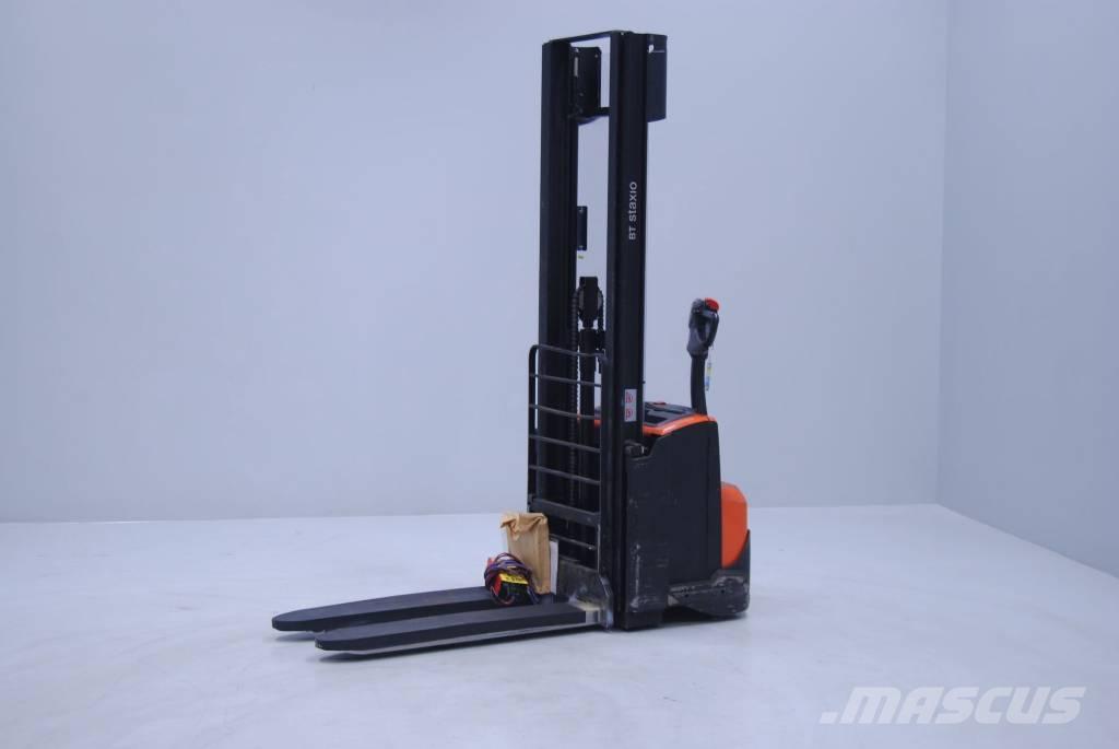 Toyota SWE120 Ручные штабелёры с электроподъёмом