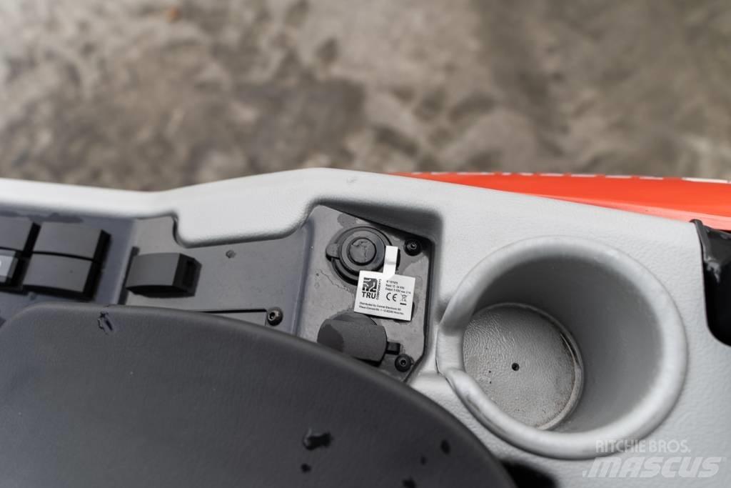 Manitou MLA 3-25H Малые погрузчики