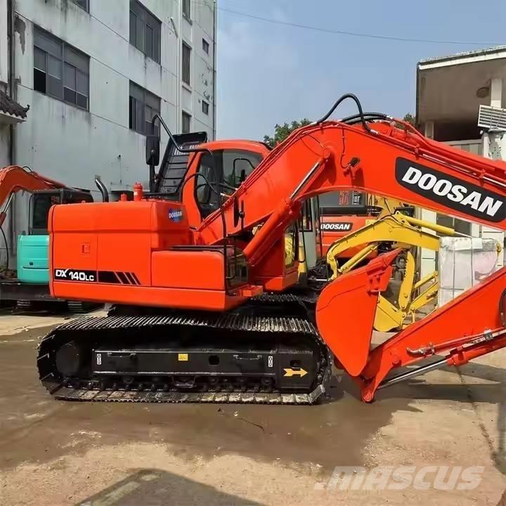 Doosan DX150 Гусеничные экскаваторы