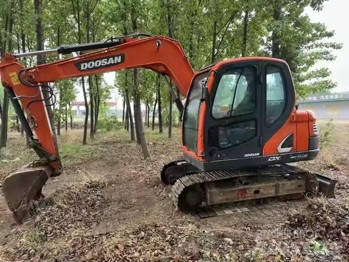 Doosan DX75 Гусеничные экскаваторы