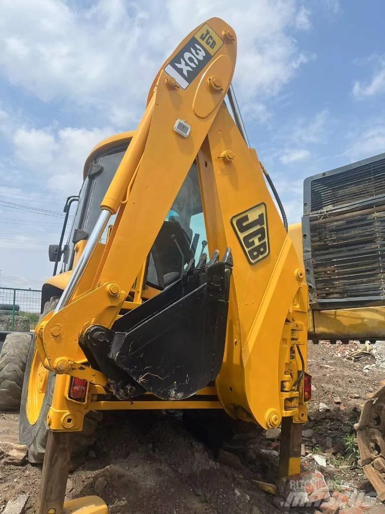 JCB 3cx Экскаваторы-погрузчики