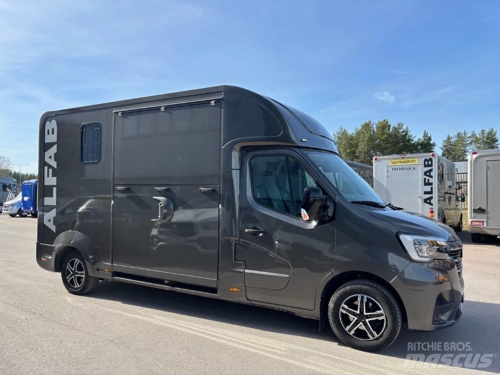 Renault Master Автомобили для перевозки животных