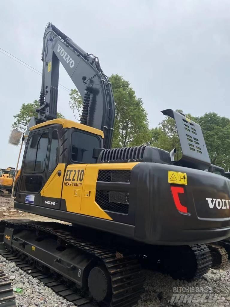 Volvo EC210 Гусеничные экскаваторы