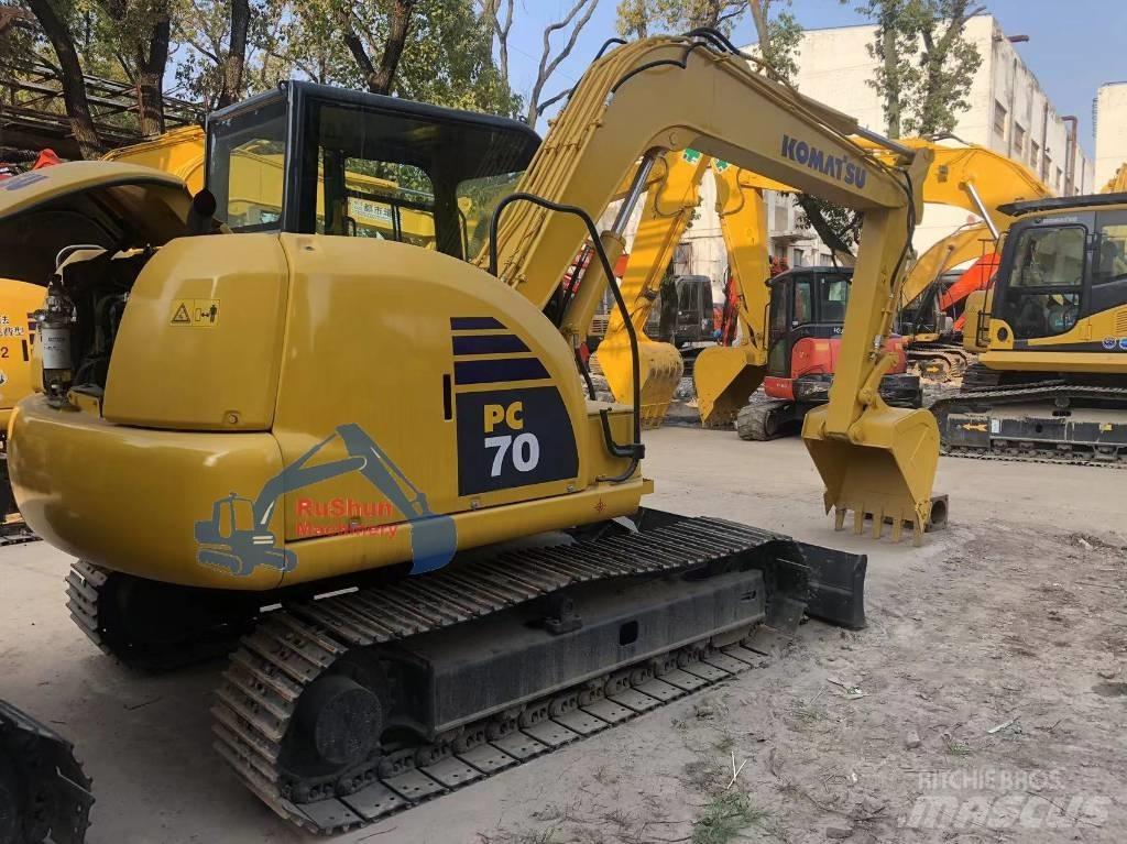 Komatsu PC70-8 Гусеничные экскаваторы