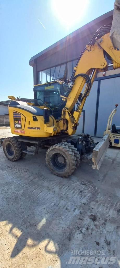 Komatsu PW98 MR-11 Колёсные экскаваторы