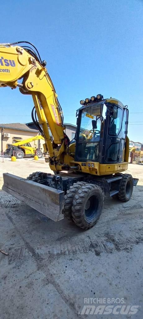 Komatsu PW98 MR-11 Колёсные экскаваторы
