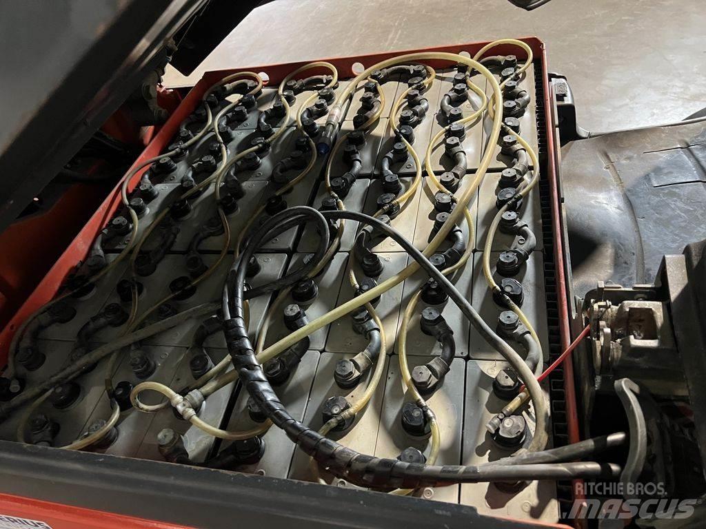 Linde E35L-01 Электропогрузчики