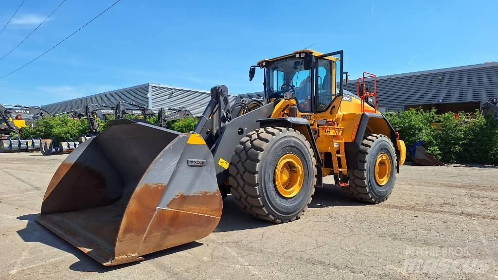 Volvo L 220 H Фронтальные погрузчики