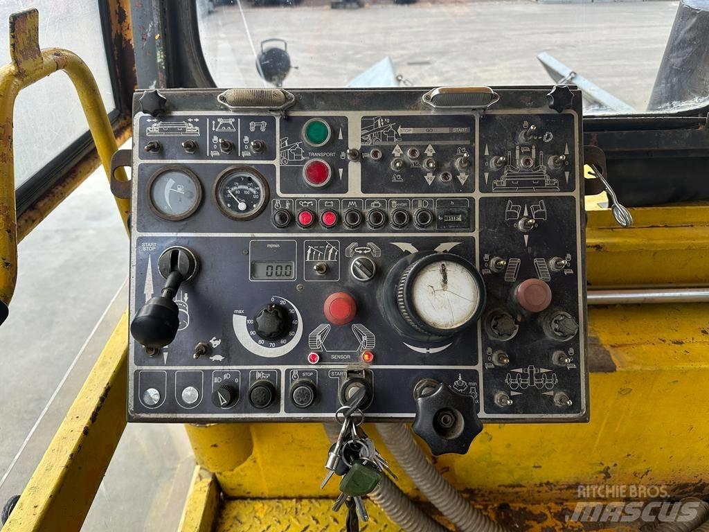 Demag DF 140 C Асфальтоукладчики