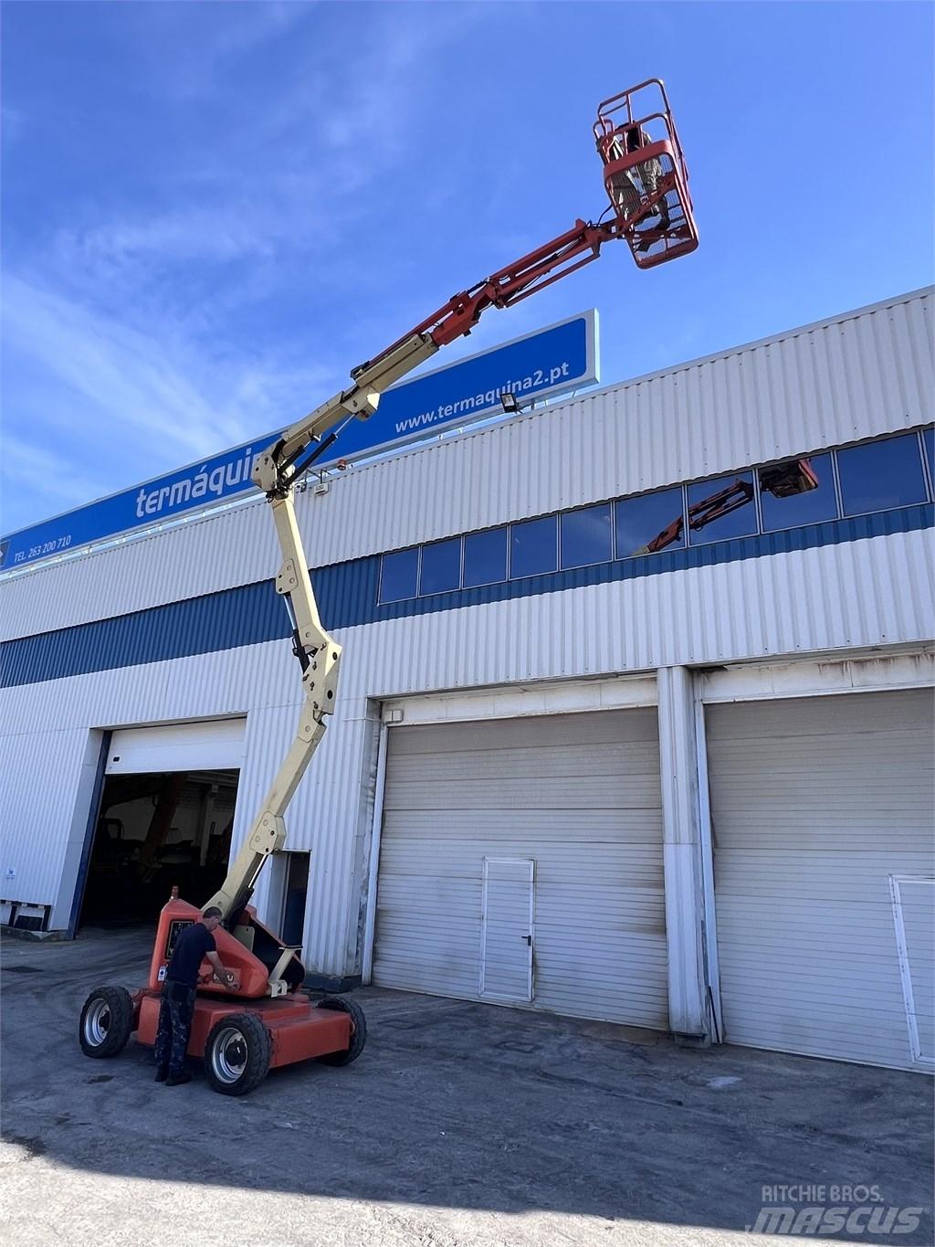 JLG E450 AJ Коленчатые подъемники