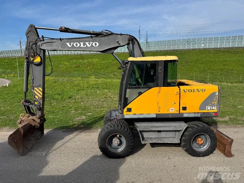 Volvo EW140 Колёсные экскаваторы