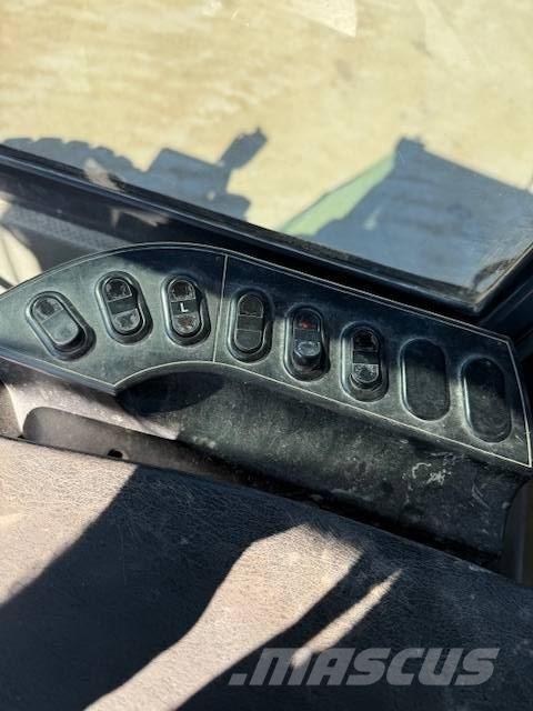 Komatsu WA 470-7 Фронтальные погрузчики