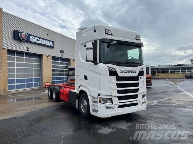 Scania S 590 Шасси с кабиной