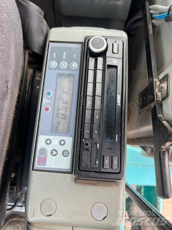 Kobelco SK 235 SR LC Гусеничные экскаваторы