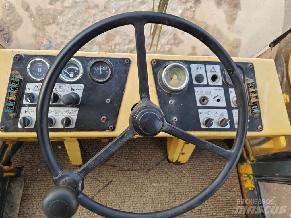Bomag BW 217 Грунтовые катки