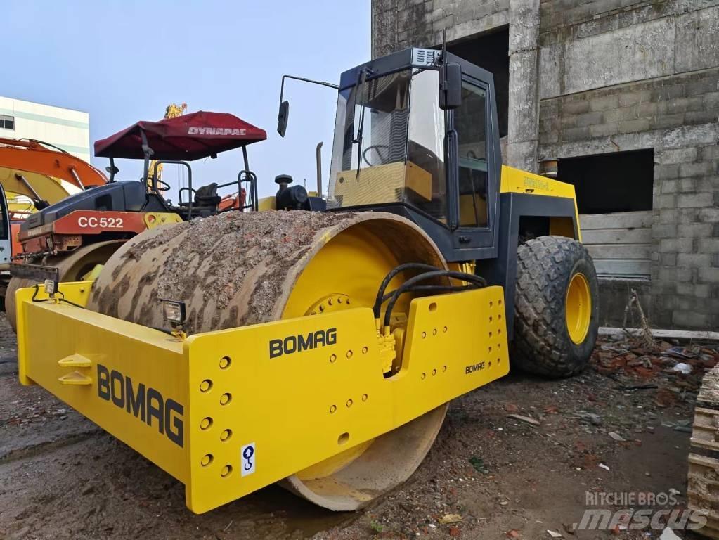 Bomag BW 217 Грунтовые катки