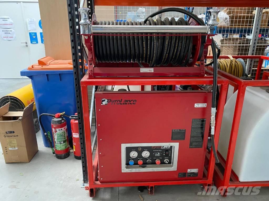  Pyrolance  UHP Пожарные машины