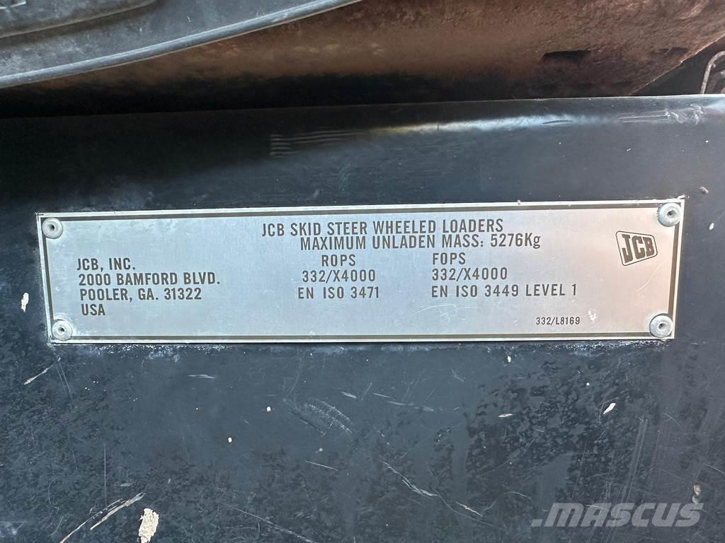 JCB 225 Малые погрузчики