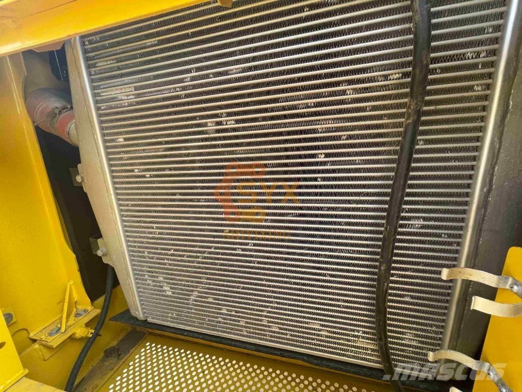 Komatsu PC 450 LC-8 Гусеничные экскаваторы