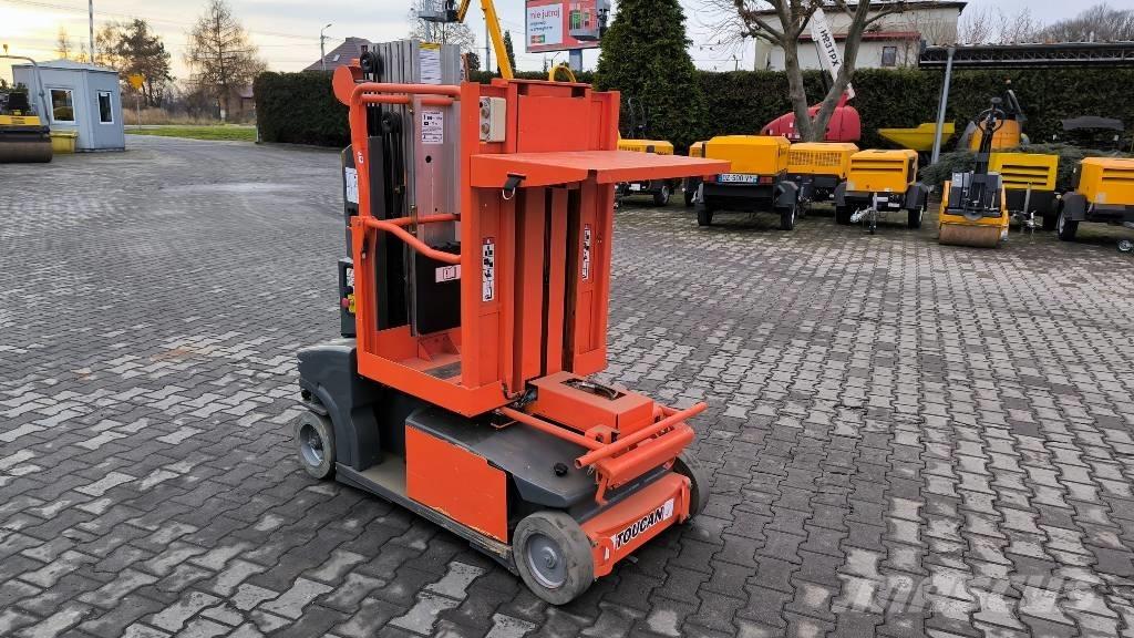 JLG Toucan Duo Вертикальные мачтовые подъемники