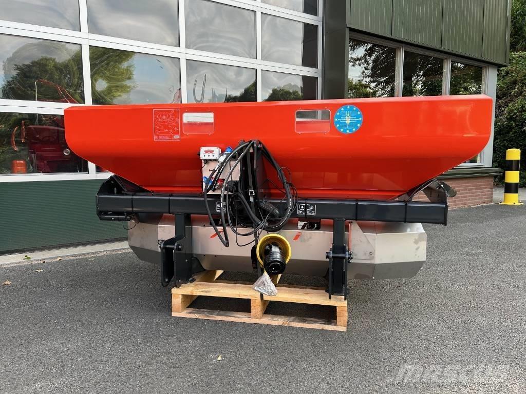 Kubota DSM 1100 Разбрасыватели минеральных удобрений