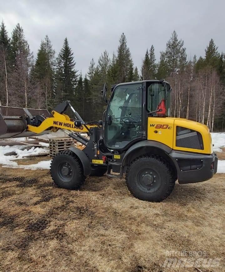 New Holland W80C Фронтальные погрузчики