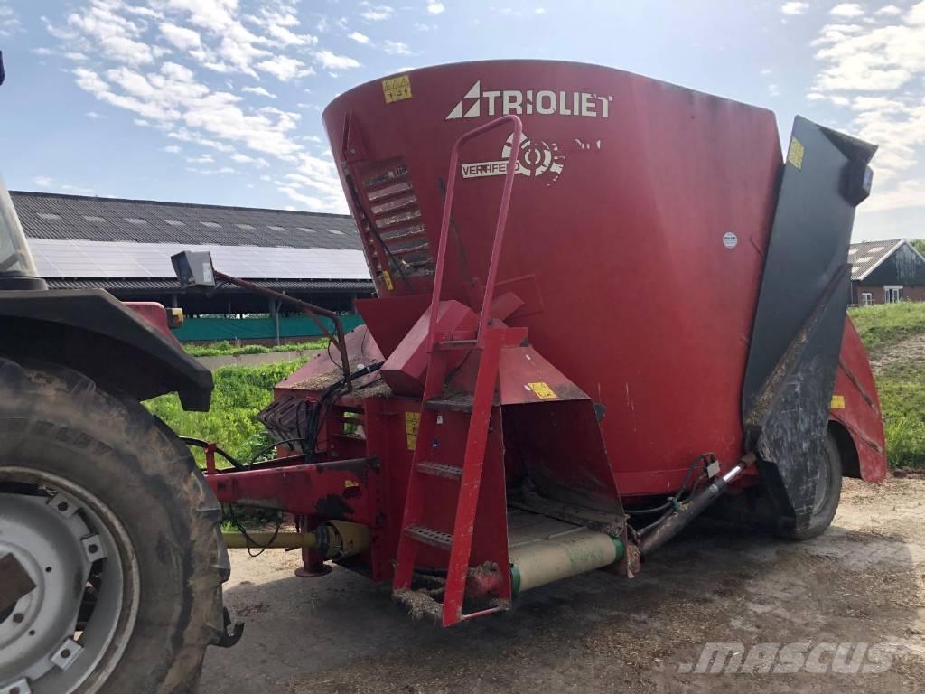 Trioliet VF-12 Кормушки для животных