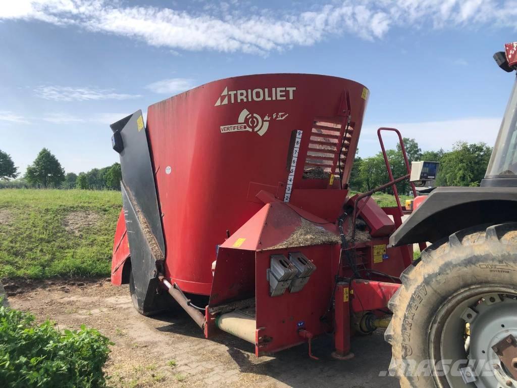 Trioliet VF-12 Кормушки для животных