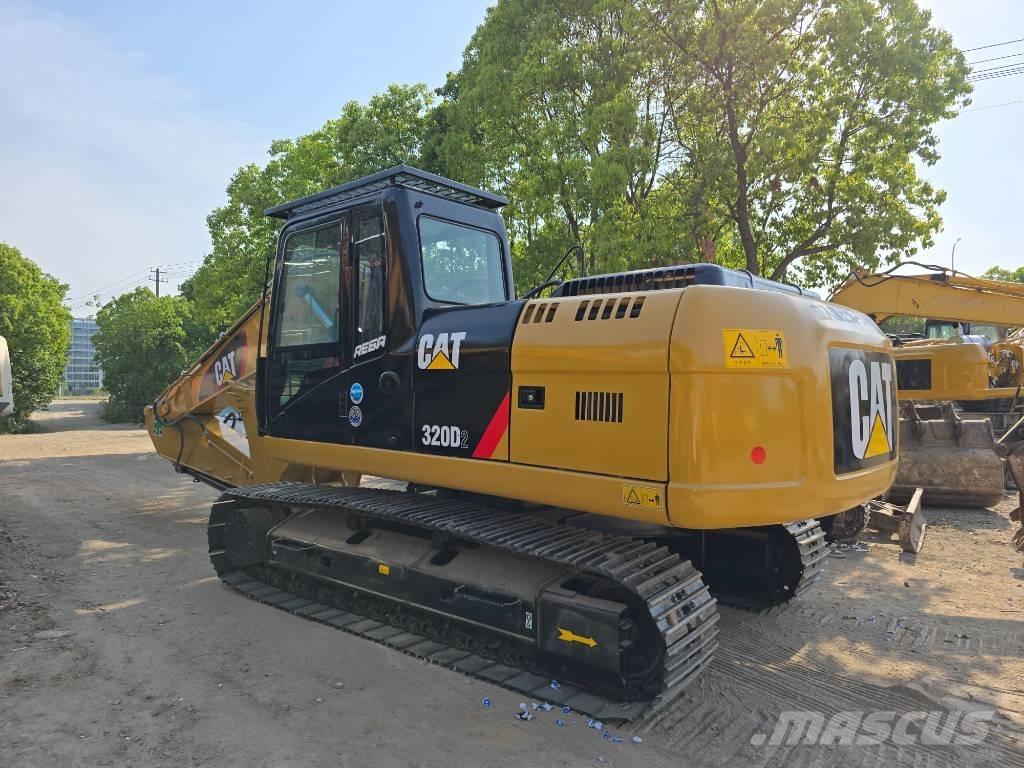 CAT 320D2 Гусеничные экскаваторы